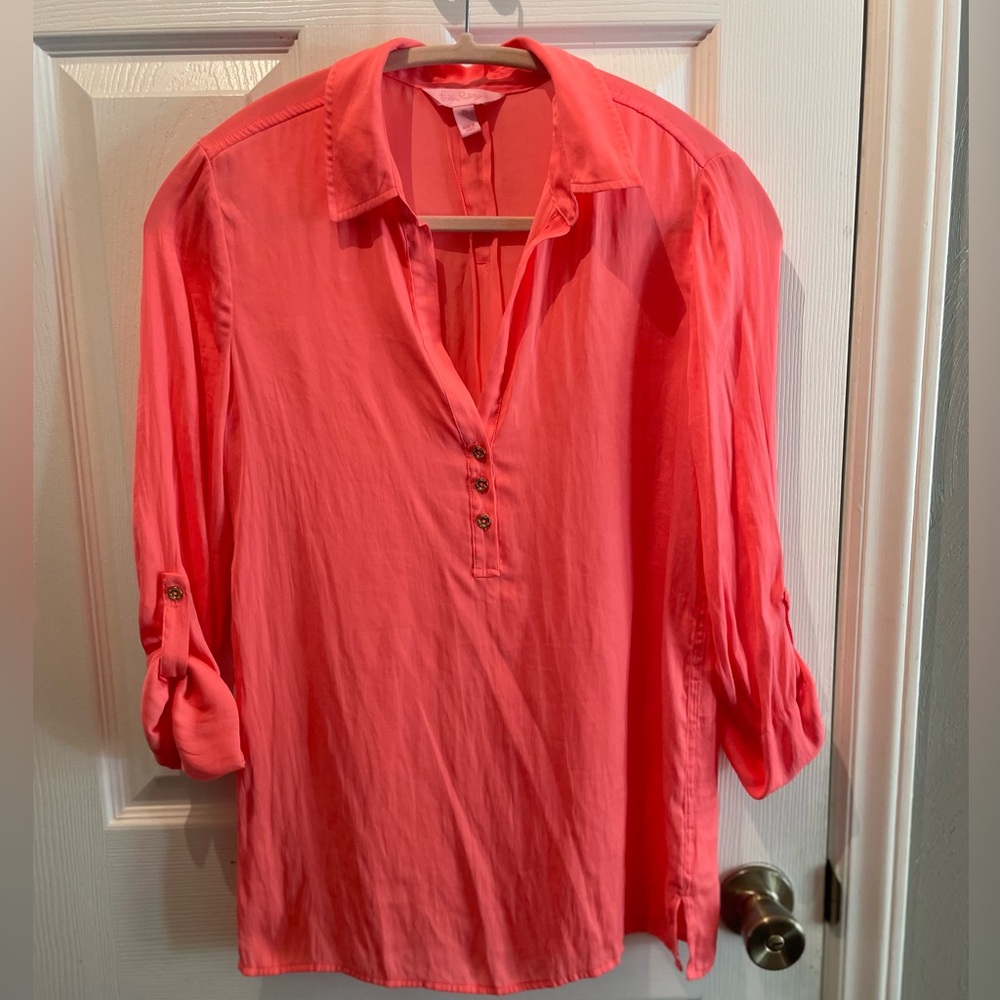 Lilly Pulitzer Women's Peach Roll Tab Sleeve Gold Tone Button Blouse